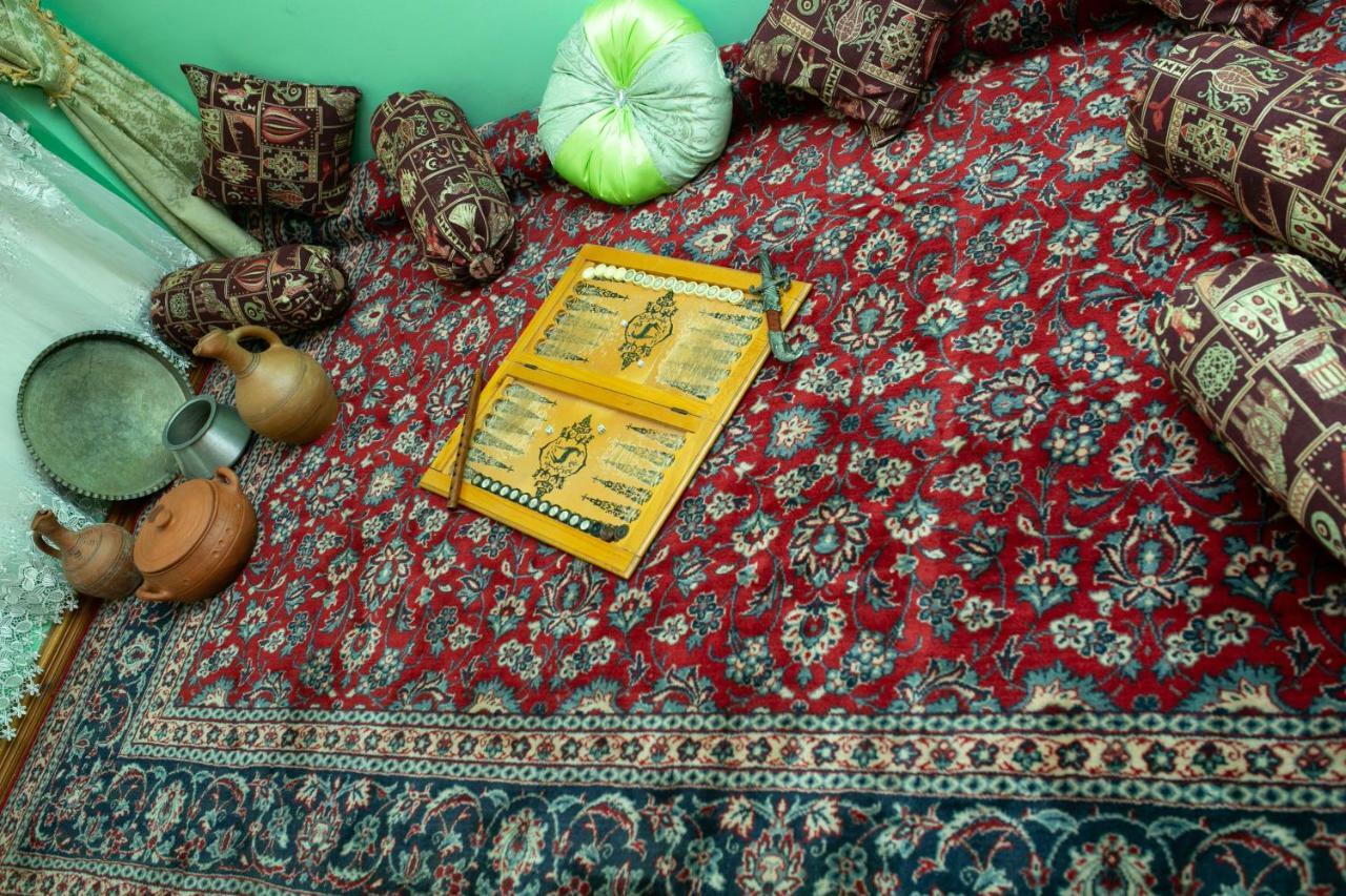 Khurma Hostel Ganja Buitenkant foto