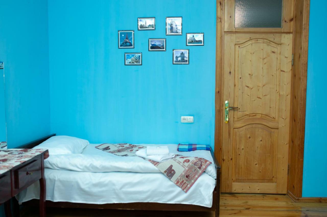 Khurma Hostel Ganja Buitenkant foto