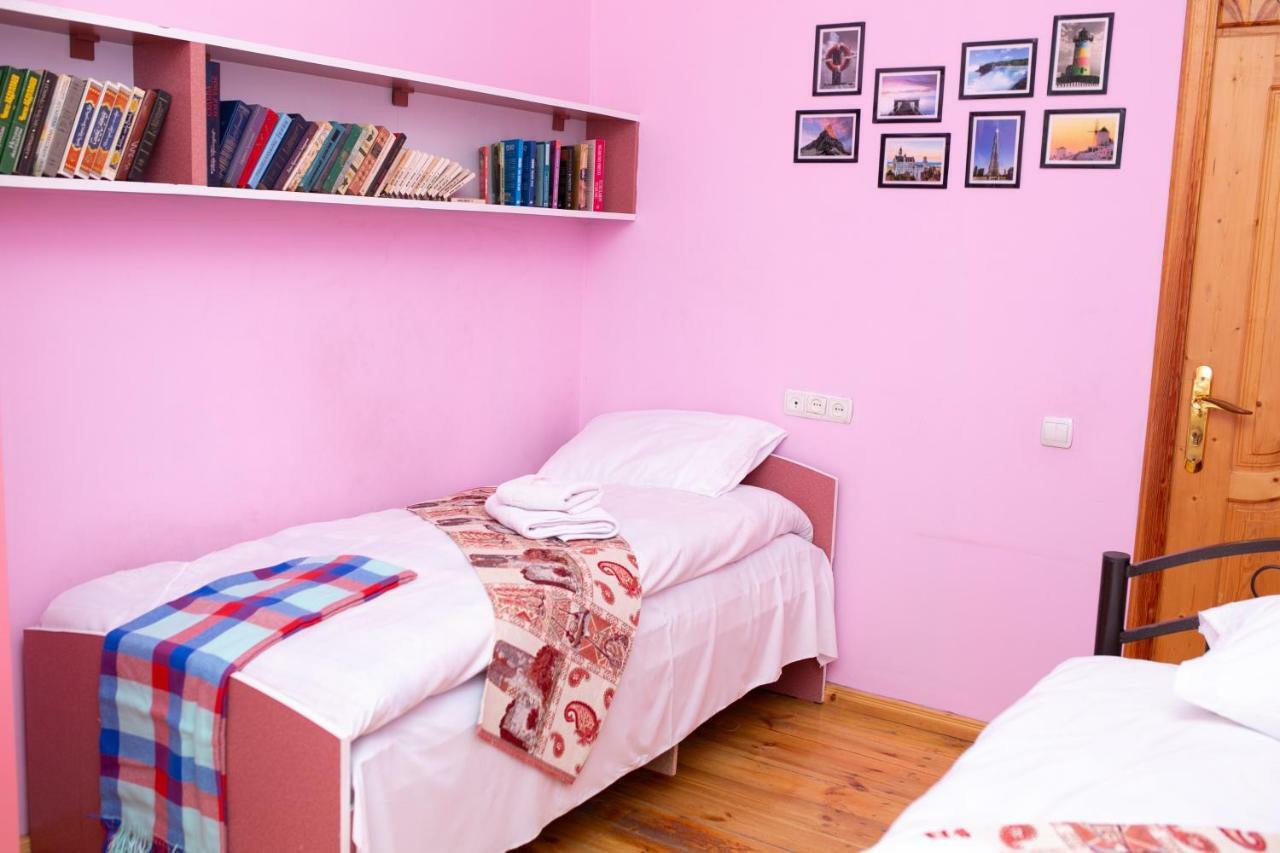 Khurma Hostel Ganja Buitenkant foto